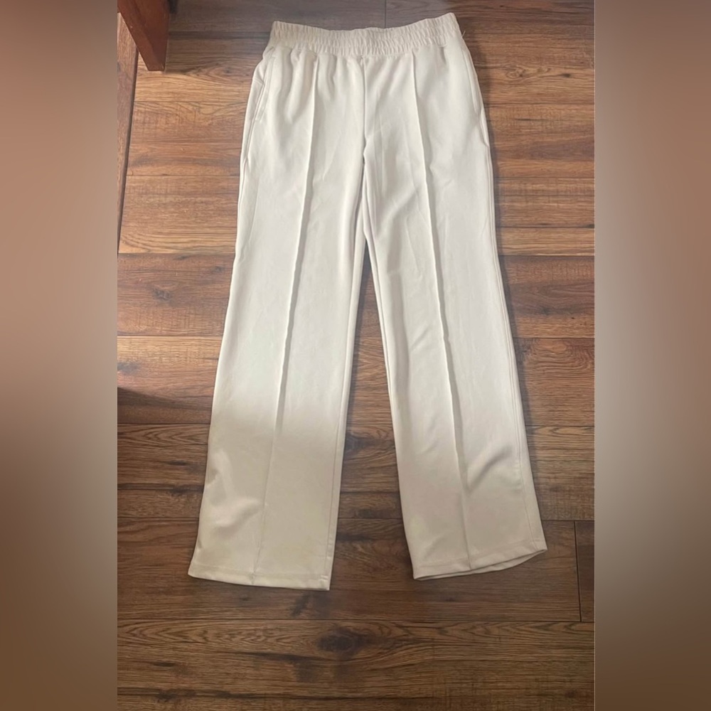 Yogalicious Cream Scuba Dahlia Pants